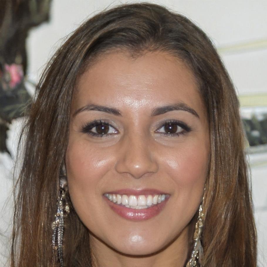 Ana Silva, Analista Financeira